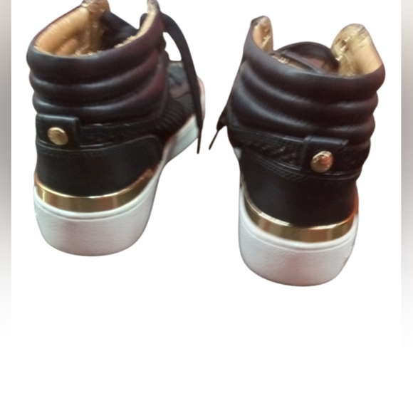 Michael Kors Kyle Black Leather High Top Sneakers Women's Size 7 - Picture 2 of 6